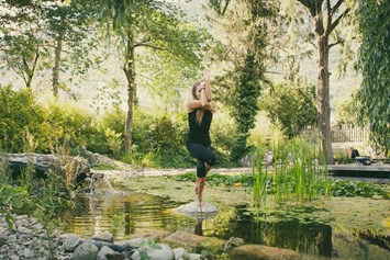 Biohotel: Veganer Yoga-Urlaub in Südtirol - auch im Freien - Vegan Hotel LA VIMEA