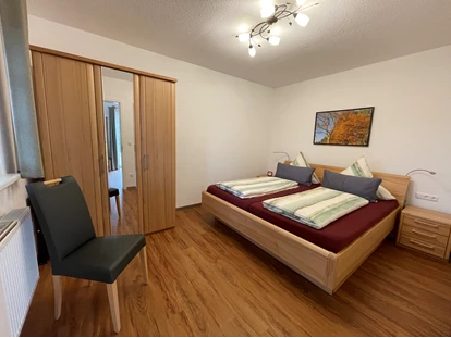 Nature hotel - PLZ 29525 (Deutschland) - Schlafzimmer Natur-Suite im Neues Landhaus im Bio-Hotel TraumzeitHof - Bio-Hotel TraumzeitHof - Naturotel