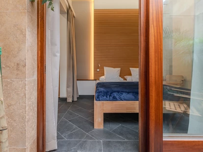 Naturhotel - Nichtraucherhotel - Teneriffa - Villa Arte
Suite Azul
Patio mit Blick ins Schlafzimmer - VILLA ARTE exclusive Ferienapartments