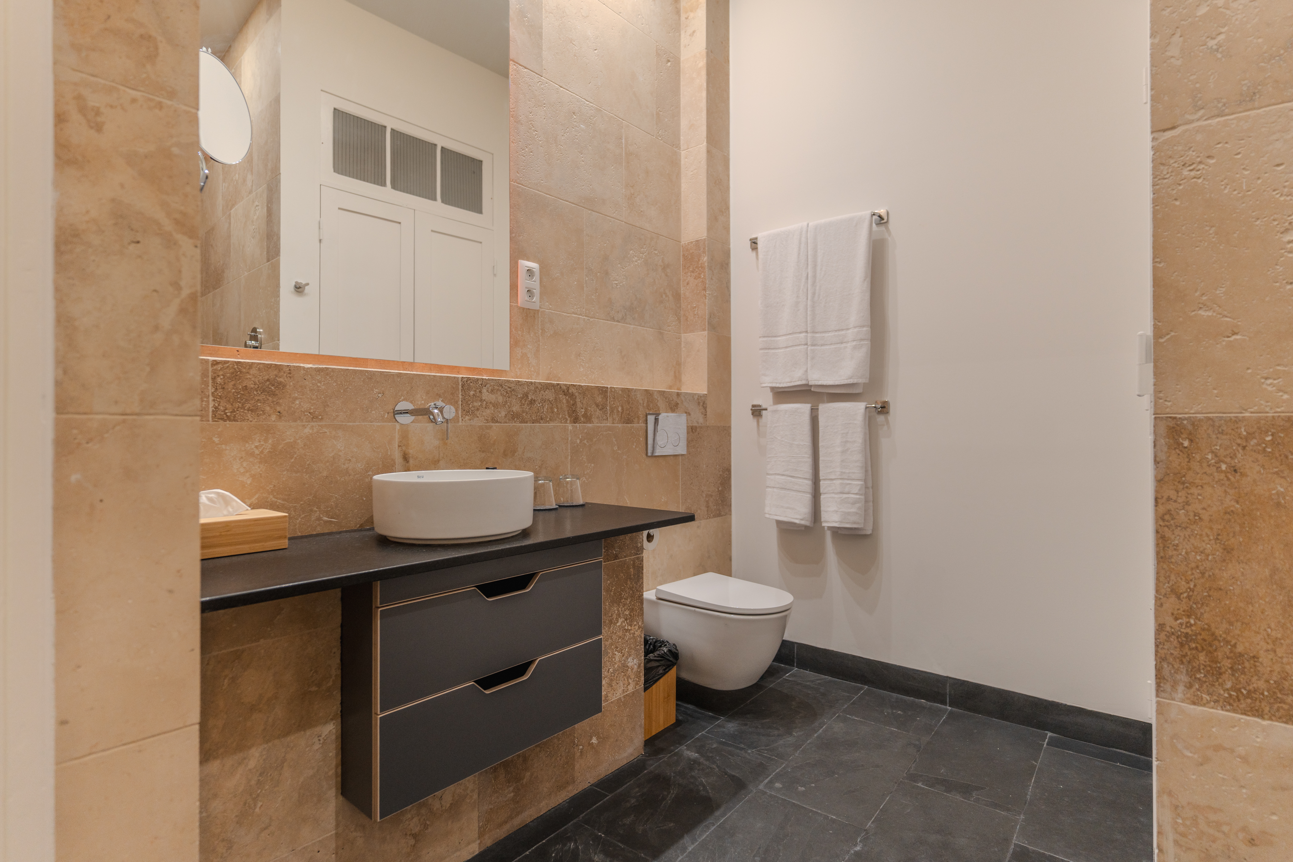 Biohotel: Villa Arte
Apartment "Estudio Verde"
Bad - VILLA ARTE Teneriffa | exklusive Apartments
