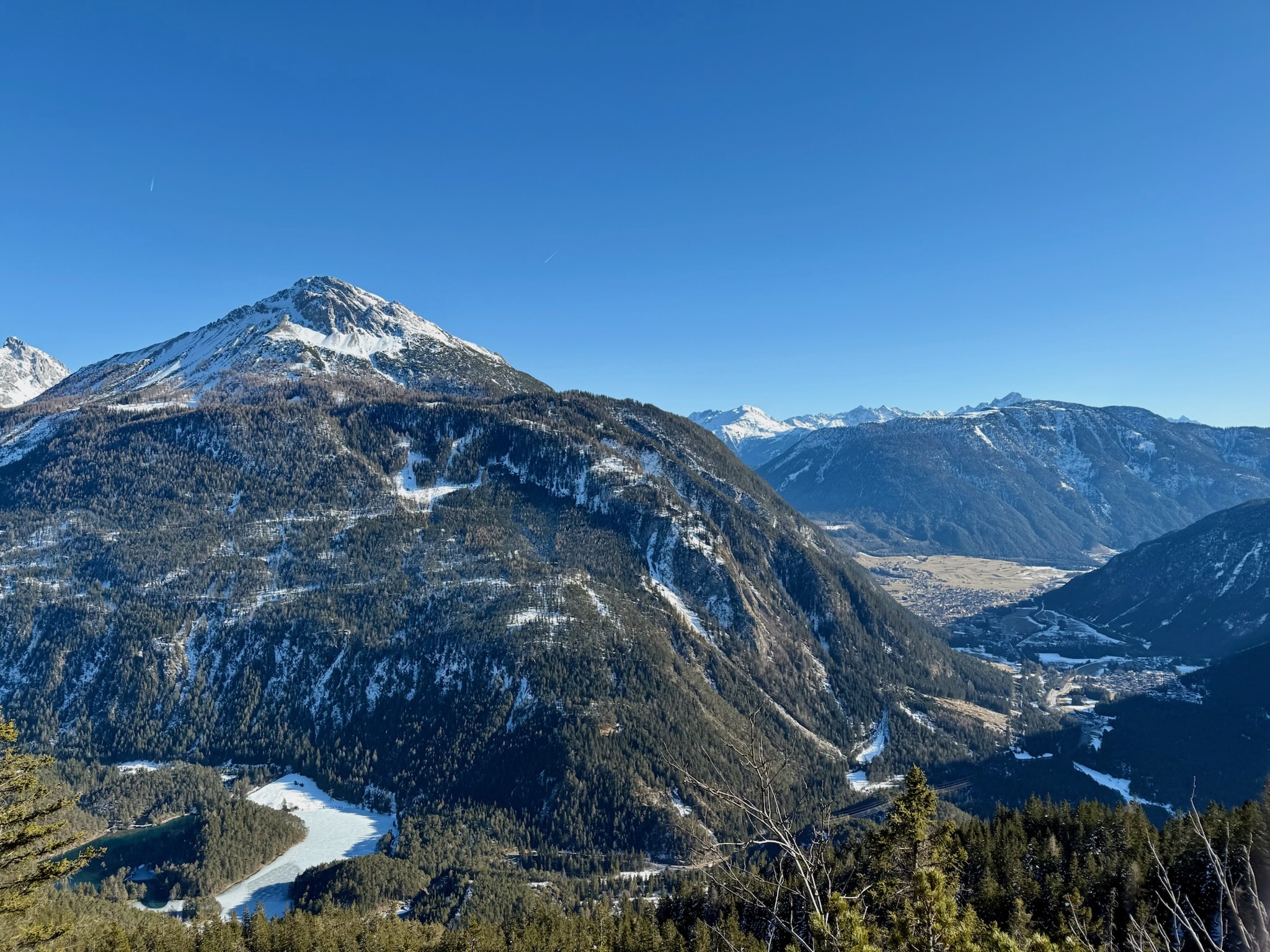 Biohotel: Der Hausberg von Nassereith: Wannig mit seiner Alm - il nido