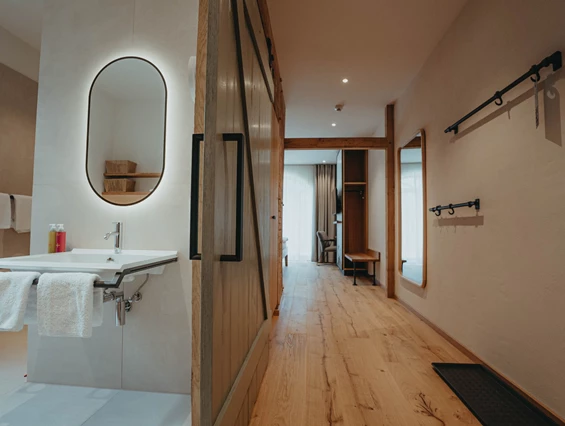 Biohotel: Viel Platz im barrierefreiem Zimmer - Biohotel Wildland