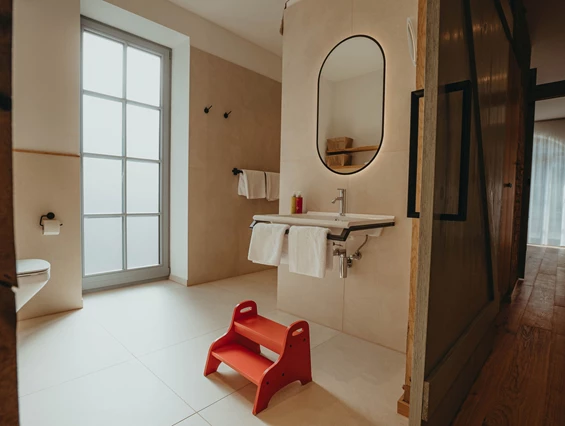 Biohotel: Familienzimmer Badezimmer - Biohotel Wildland
