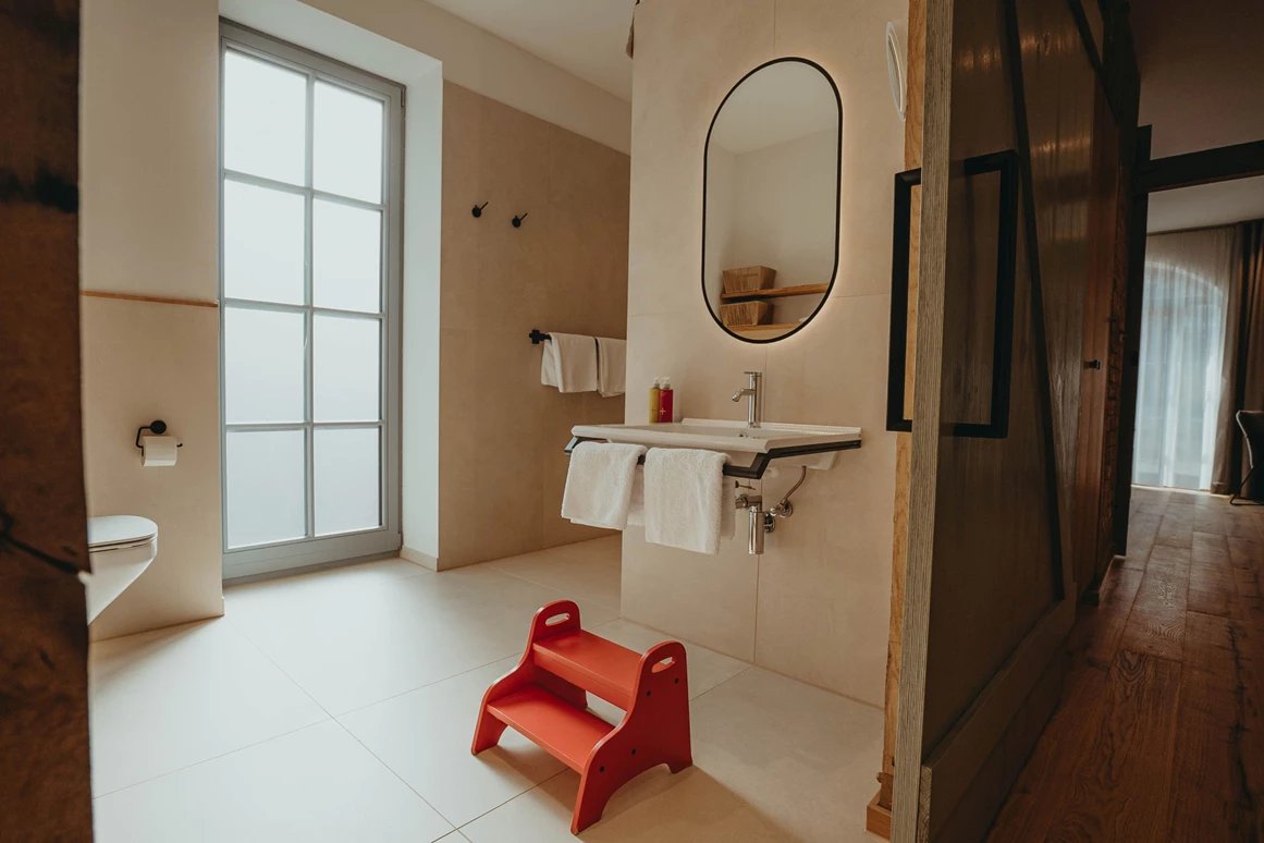 Biohotel: Familienzimmer Badezimmer - Biohotel Wildland