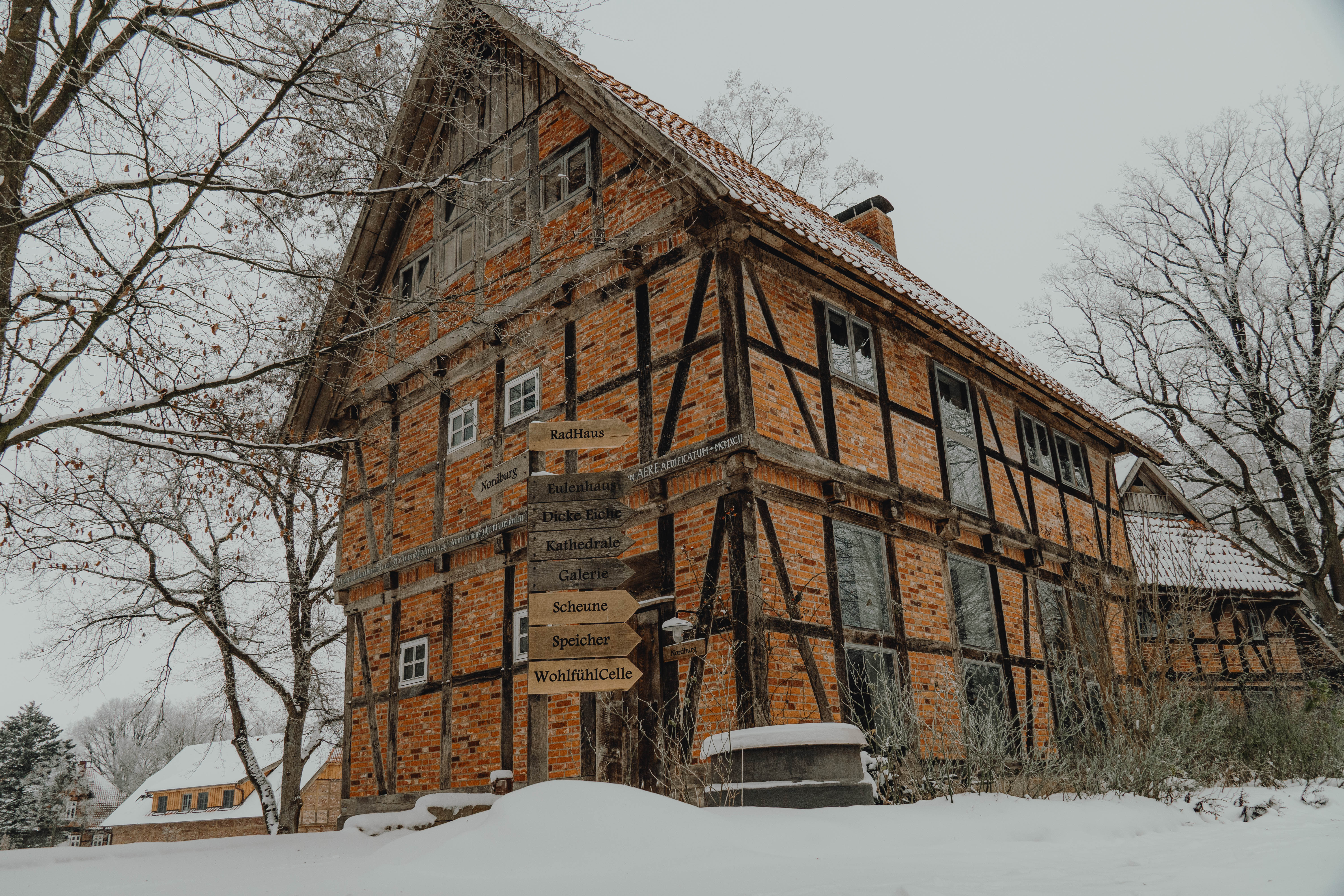 Naturhotel - Yoga - Wildland im Schnee - Biohotel Wildland 