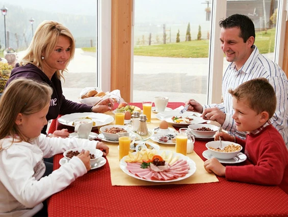 Biohotel: Bio-Frühstück - Bio-Bauernhof Petschnighof