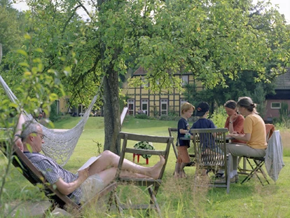 Nature hotel - PLZ 29525 (Deutschland) - Im Naturgarten des BIO-Hotels - BIO-Hotel Kenners LandLust
