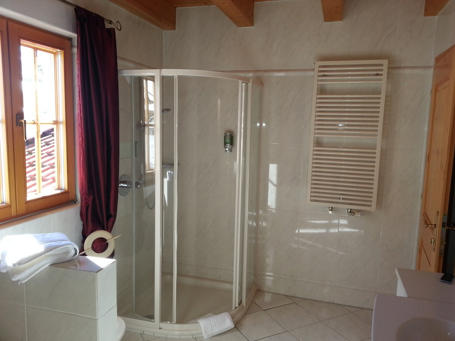 Biohotel: Vegane Gästezimmer mit eigenem Balkon oder Whirlwanne - Katharinas Veganer Naturgasthof 