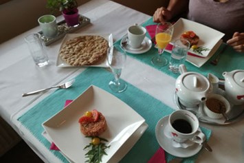 Biohotel: Veganes Frühstück in 2 Gängen nach TCM gluten- und zuckerfrei - Veganer Gasthof zum Ederplan