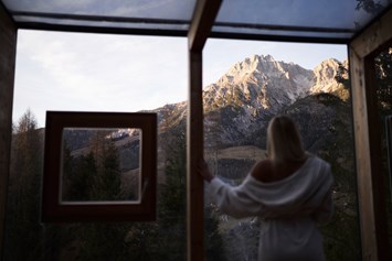 Biohotel: Panoramaaussicht - Holzhotel Forsthofalm