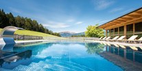 Naturhotel - Auszeichnung / Zertifikat / Partner: BIKO Tirol - Österreich - Aussenpool - BIO-Kinderhotel Kreuzwirt