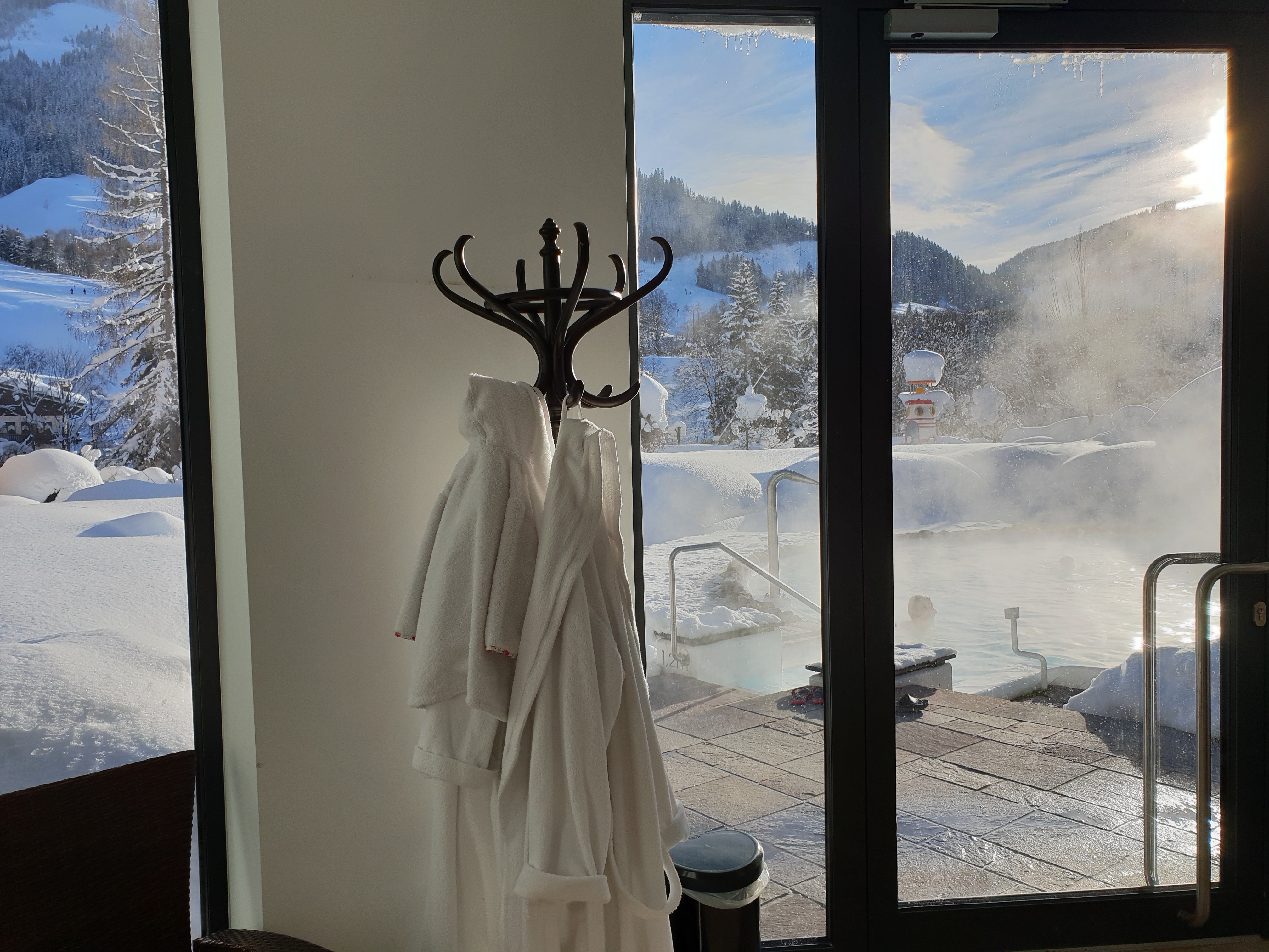 Biohotel: Blick/Aushang zum Winterpool - The RESI Apartments "mit Mehrwert"