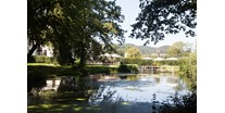 Naturhotel - Energie und Heizung: BHKW - Thüringen Nord - Park mit Teich - Biohotel Stiftsgut Wilhelmsglücksbrunn