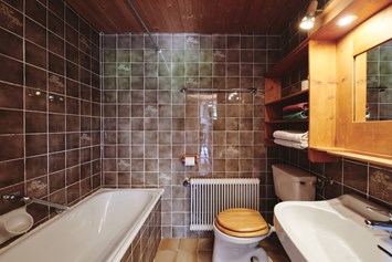 Biohotel: Badezimmer im zweitkleinsten Apartment - Naturhaus Lehnwieser