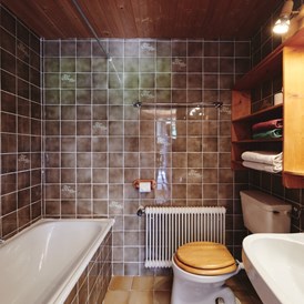 Biohotel: Badezimmer im zweitkleinsten Apartment - Naturhaus Lehnwieser