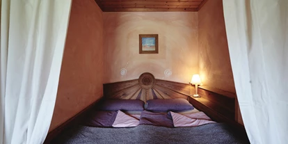 Naturhotel - Bio-Getränke - Ramsau am Dachstein - Doppelbett im mittleren Apartment - Naturhaus Lehnwieser