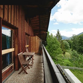 Biohotel: Terrasse im großen Apartment - Naturhaus Lehnwieser