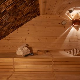 Biohotel: Nach einem anstrengenden Tag in den Walser Bergen, lädt unsere Sauna zum Schwitzen und entspannen ein - Biohotel Walserstuba