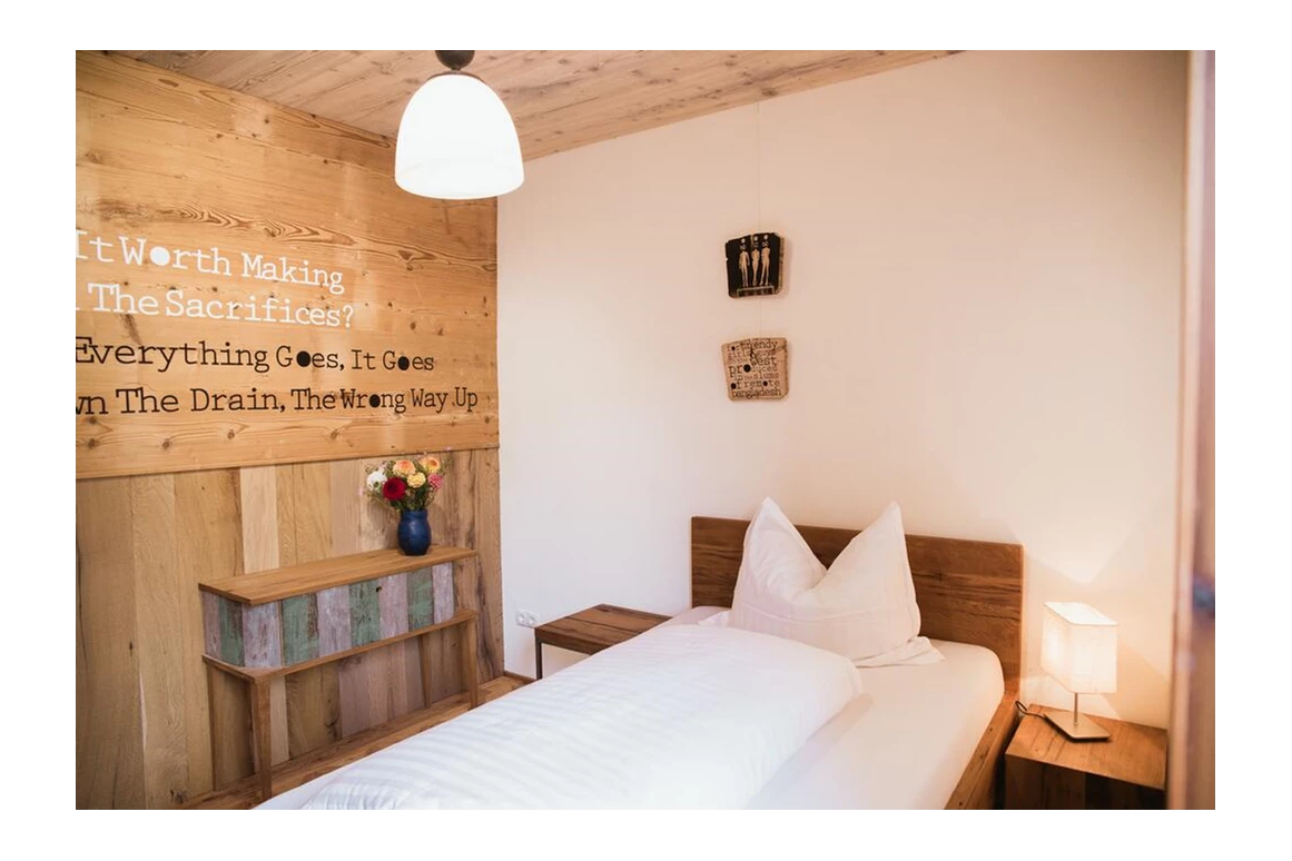 Biohotel: Apartment Color für bis zu 4 Personen - der baum