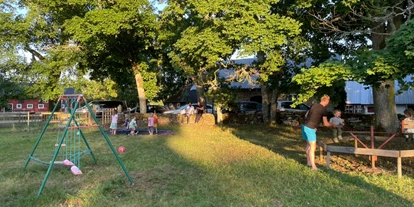 Nature hotel - Müllmanagement: Maßnahmen zur Abfallvermeidung - Sweden - Die Kinder spielen auch gern allein bei uns. - Sonnenhügelhof (Solberga Gård)