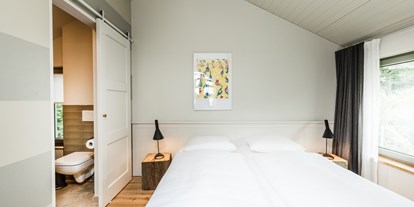 Naturhotel - Putbus - Schlafzimmer im Obergeschoss - im-jaich Naturoase Gustow