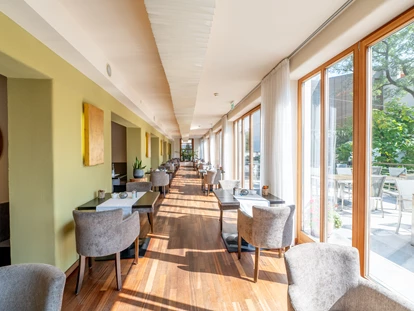 Nature hotel - Bezahlsysteme: Bar - Wolfegg (Altheim) - Bio-Restaurant - Bio-Thermalhotel Falkenhof