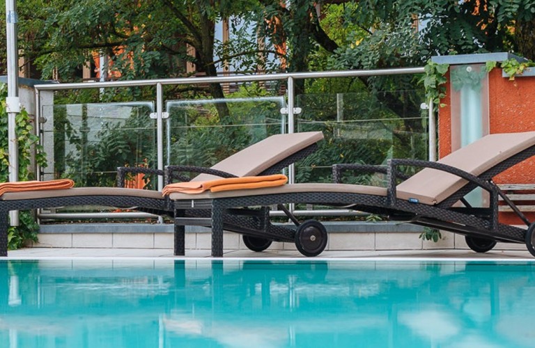 Biohotel: Zahlreiche Ruhe- und Liegemöglichkeiten - Bio-Thermalhotel Falkenhof****s