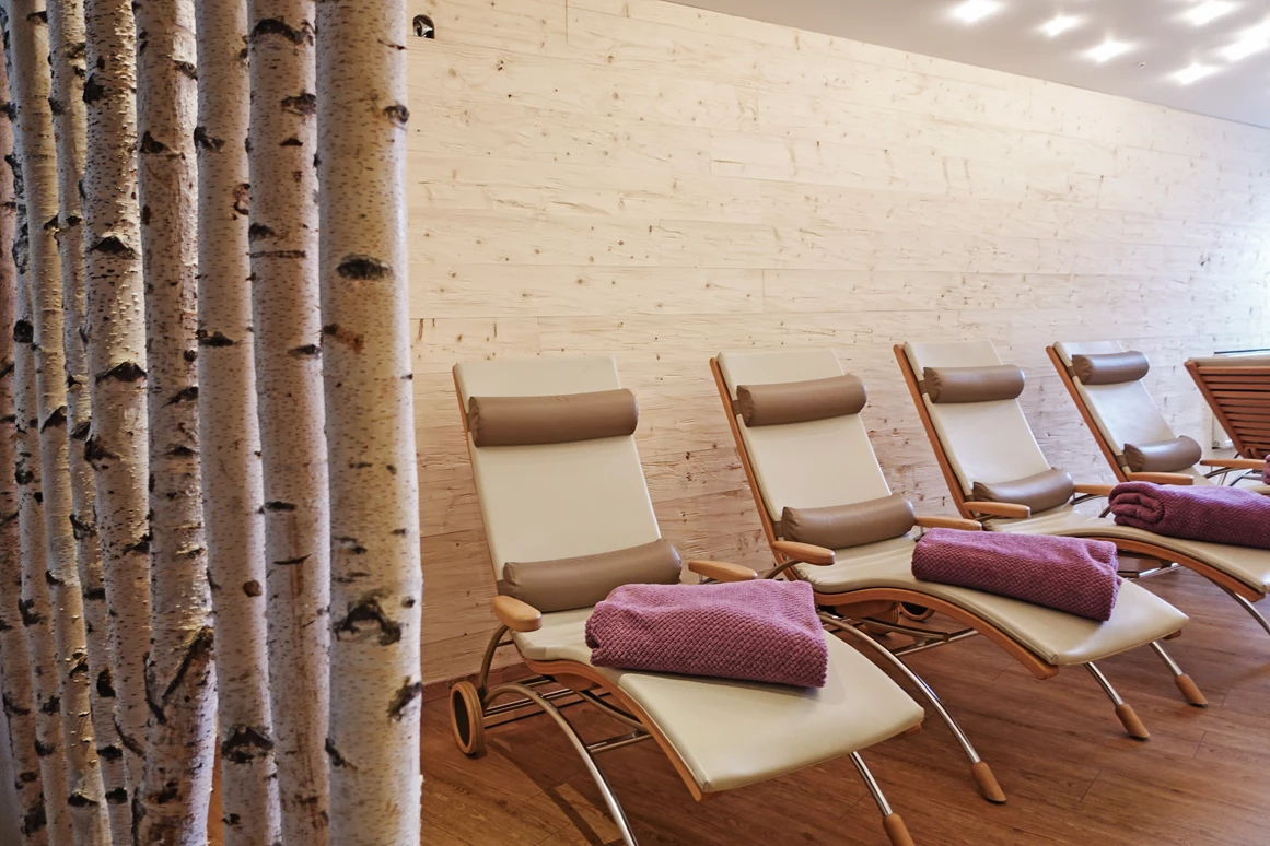 Biohotel: Der Duft von frischem Holz erwartet Sie unserem neu renovierten Ruhebereich. - moor&mehr Bio-Kurhotel