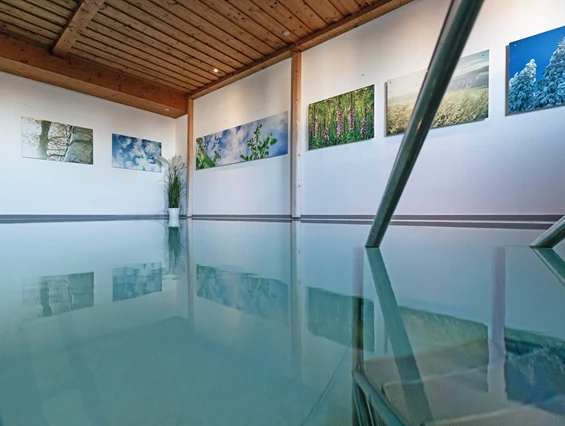 Biohotel: Klein und fein. Unser gemütliches Hallenbad. - moor&mehr Bio-Kurhotel