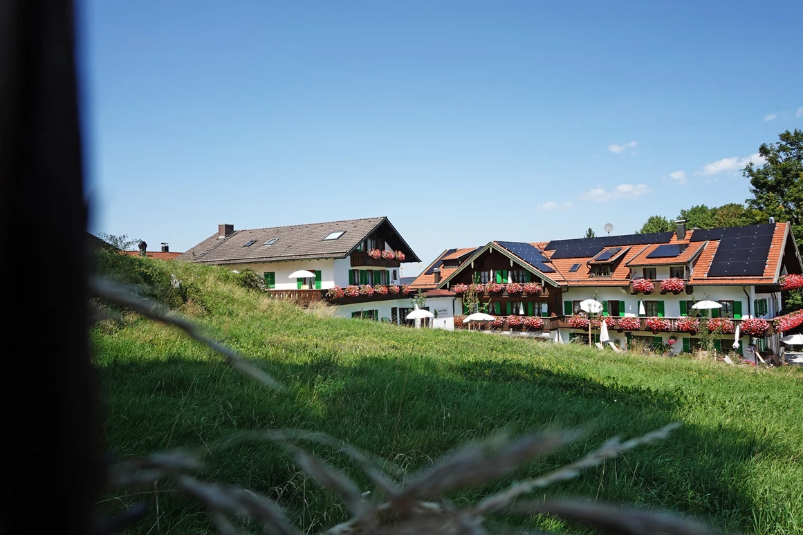 Biohotel: Ihr Hideaway im Herzen der Ammergauer Alpen. - moor&mehr Bio-Kurhotel