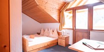 Naturhotel - Hoteltyp: BIO-Bauernhof - BIO HOTEL Pirkers: Zweierzimmer - Pirker's Natur & Bio- Familienhotel