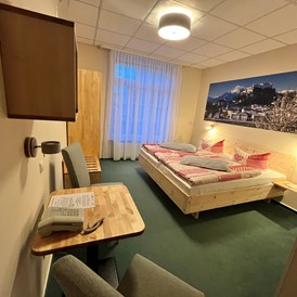 Biohotel: Bio Hotel Amadeus: Komfortzimmer Salzburg Hofseite - Biohotel Amadeus