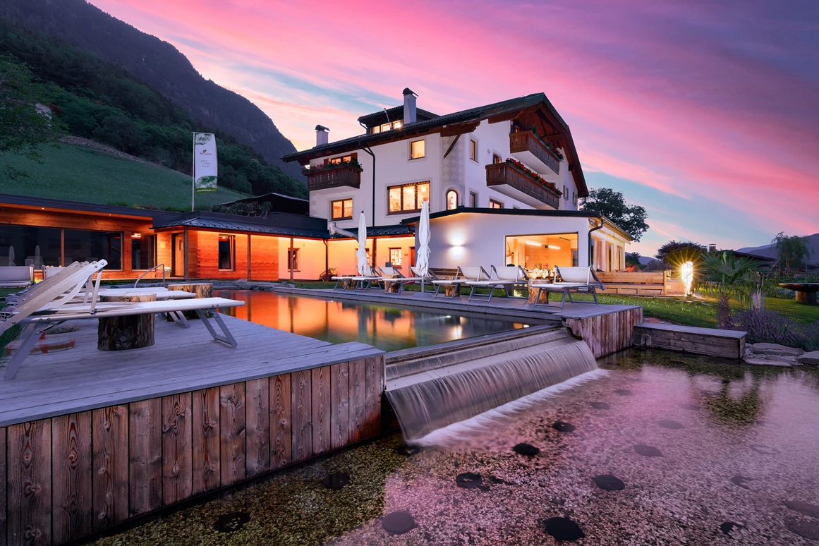 Biohotel: BIO HOTEL Pennhof: Abendstimmung  - Pennhof – Der Weg zu mir