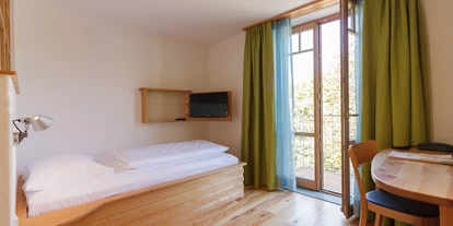 Naturhotel - Bezahlsysteme: Bar - Münsing - BIO HOTEL Alter Wirt: 
Einzelzimmer Jakob - Alter Wirt