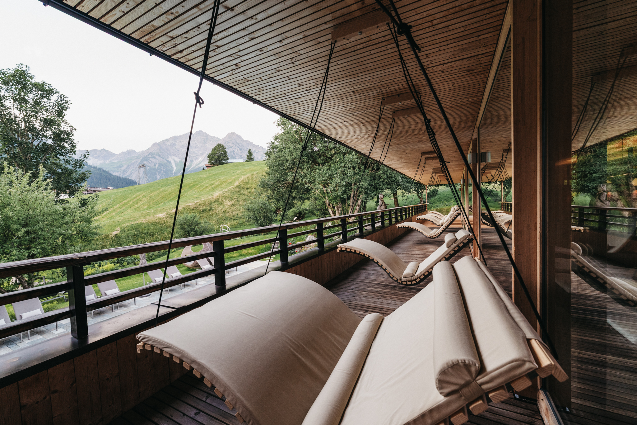 Biohotel: Schwebeliegen mit Bergblick - Das Naturhotel Chesa Valisa****s