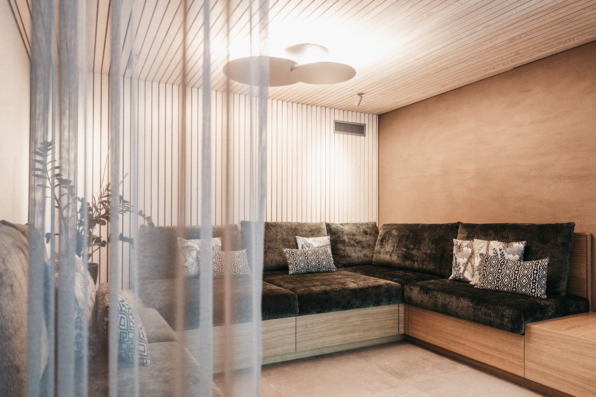 Biohotel: Gemütliche Lounge im AlpinSPA - Das Naturhotel Chesa Valisa****s
