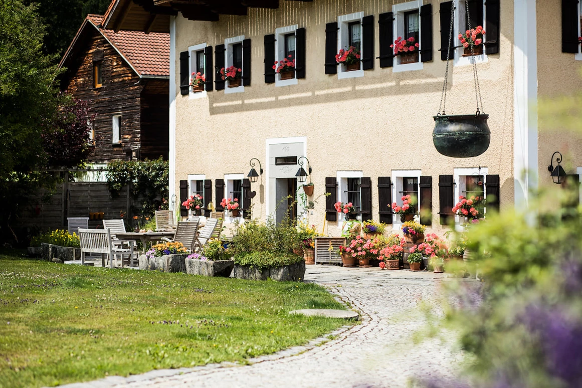Biohotel: BIO HOTEL Tiefleiten: Die Seele baumeln lassen  - Bio-Landgut Tiefleiten Fastenhotel
