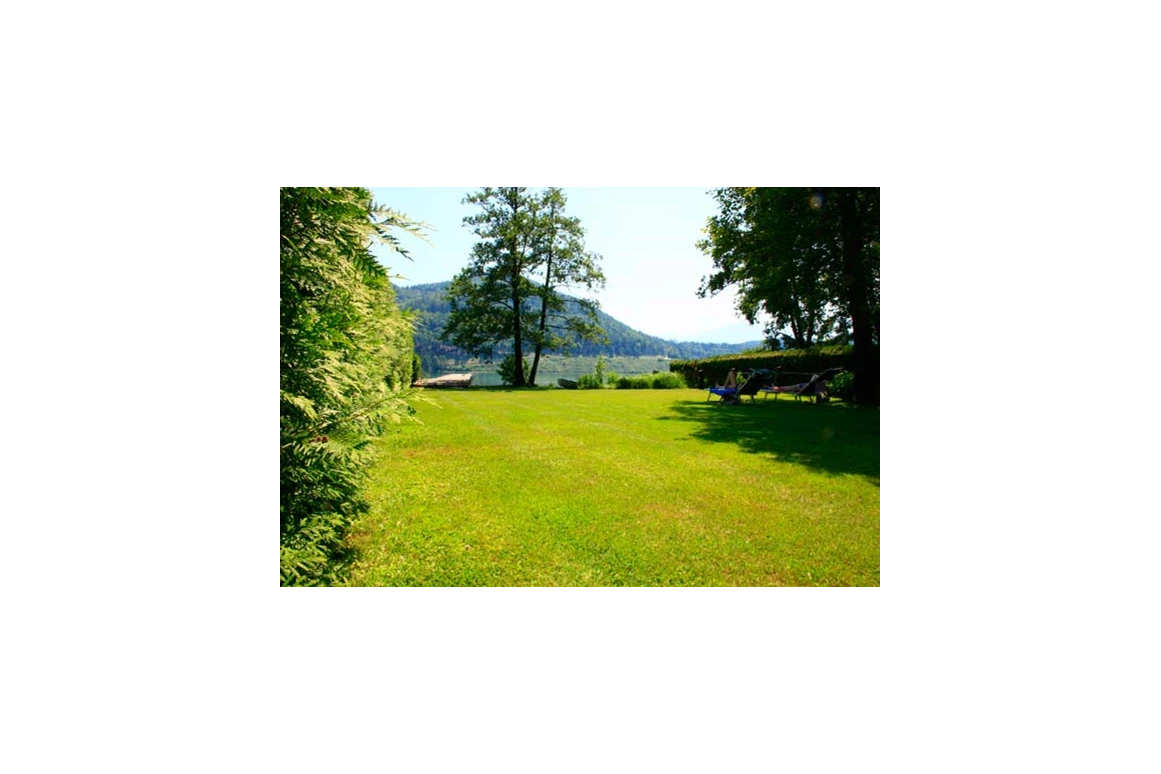 Biohotel: Badestrand des Klopeiner See - Loving Hut am Klopeiner See