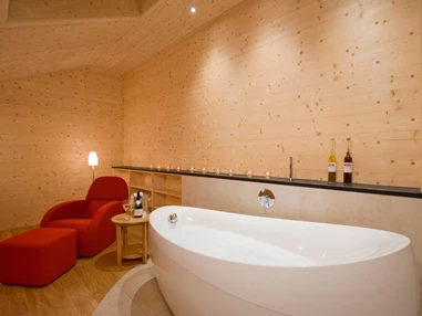 Biohotel: Biohotel Mattlihüs Galerie Suite Holz100 - Biohotel Mattlihüs in Oberjoch